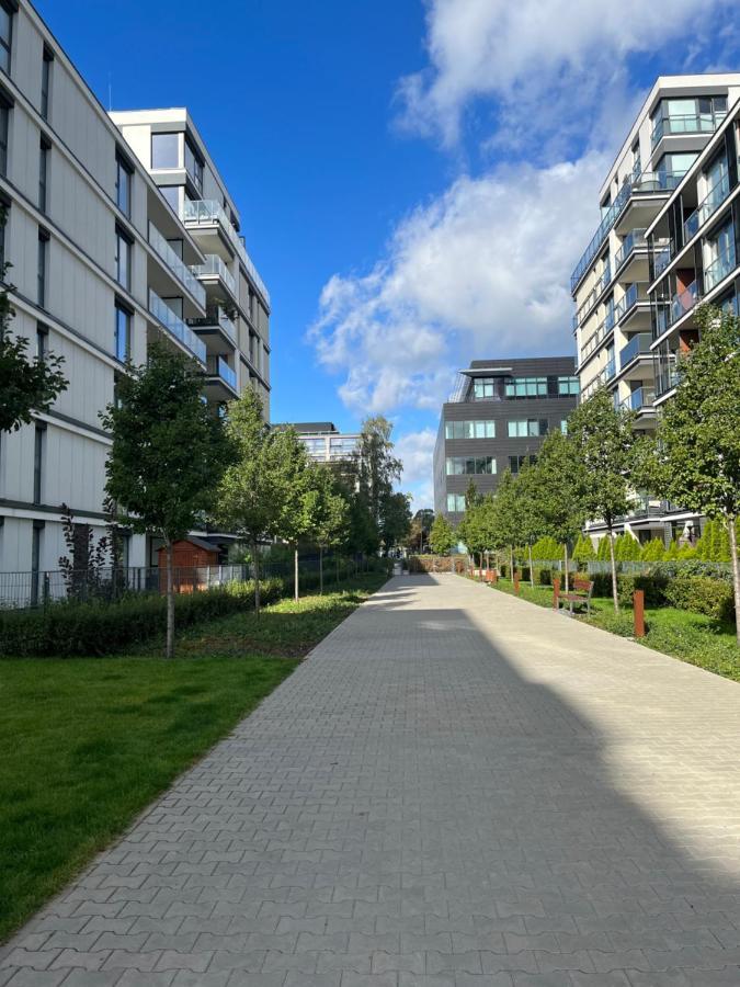 Airport Comfy Guest Home Varşovia Exterior foto