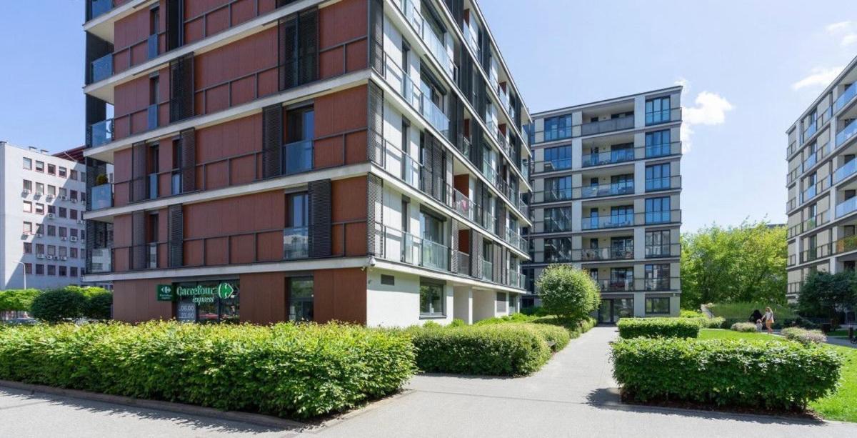 Airport Comfy Guest Home Varşovia Exterior foto
