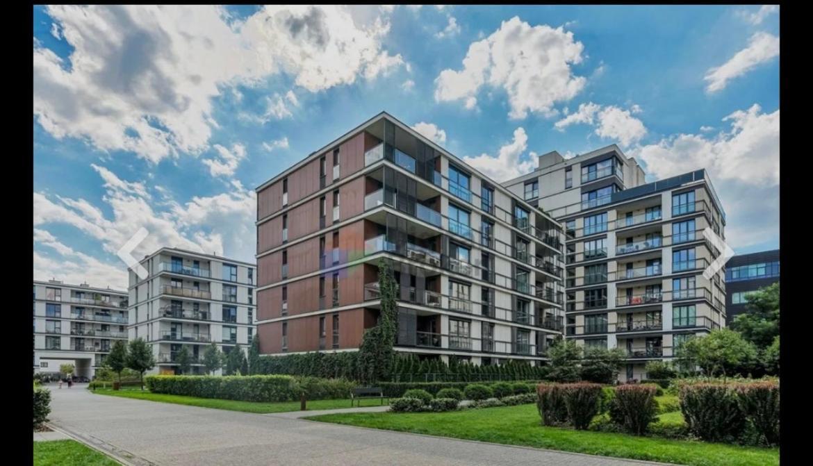 Airport Comfy Guest Home Varşovia Exterior foto